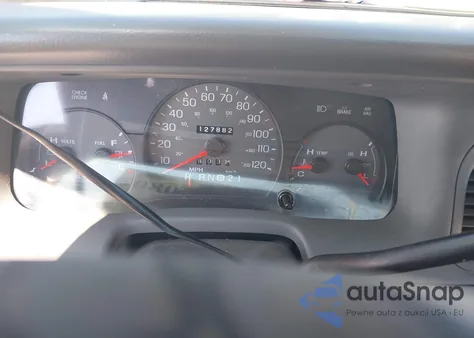 2004 Mercury Grand Marquis Gs из США, поврежденный, VIN 2MEFM74WX4X672773